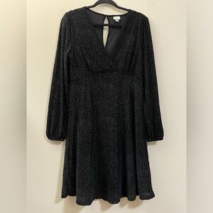 A New Day V-Neck‎ Velvety Dress in Black - M